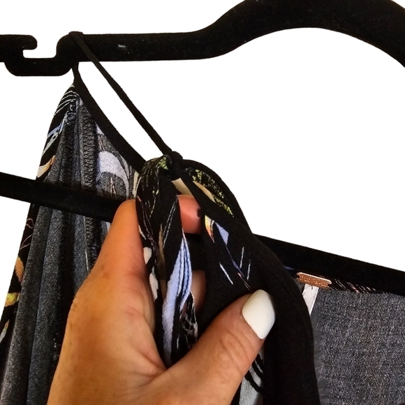 Free People Clear Skies Open Shoulder Printed Tunic in Black/Multi-Size XS - Picture 11 of 12